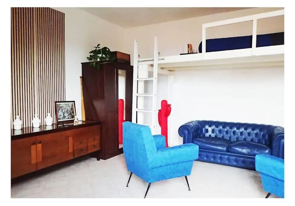 Appartamento Naviglio 135 Milano Italia